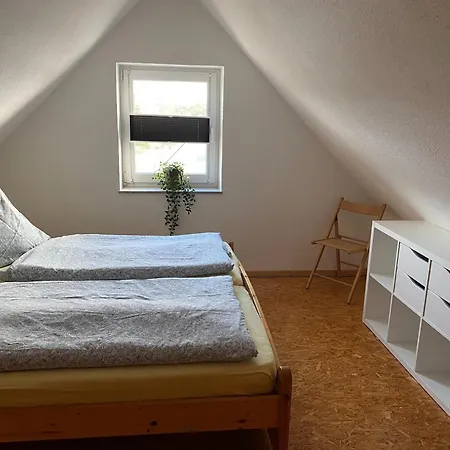 Inviting In With Garden Apartment *