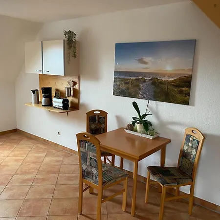 Appartement Inviting In With Garden Pruchten
