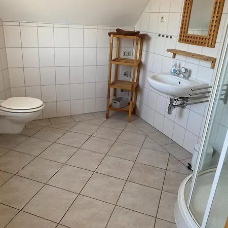 Inviting In With Garden Appartement *